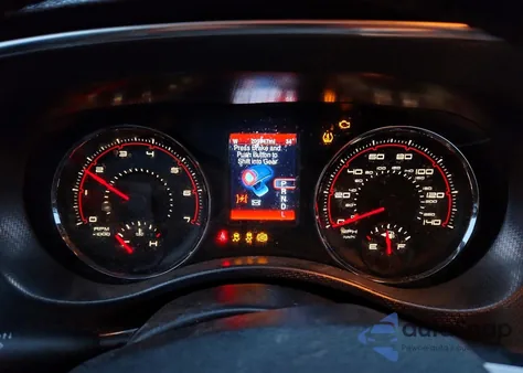 2013 Dodge Charger Sxt z USA, uszkodzony, nr VIN 2C3CDXHG0DH726023